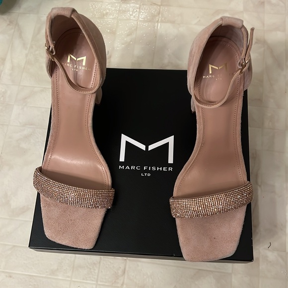 Marc Fisher MLAngelo - High heeled sandals NWT - Picture 5 of 5